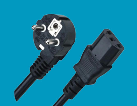 D03/QT3 Two-pole grounded non-rewirable plug