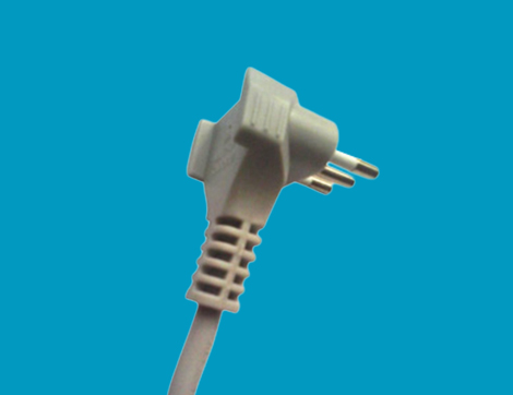 Italian Three-Pin Bent Plug D08B